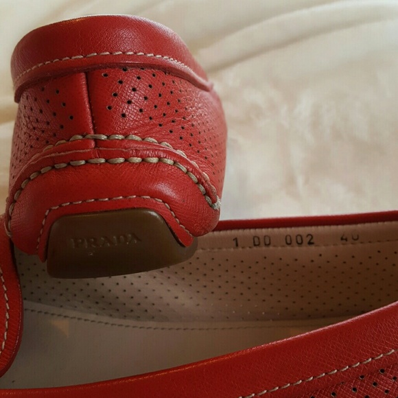 Red Prada leather driving shoes (floats) Authentic - Picture 4 of 4